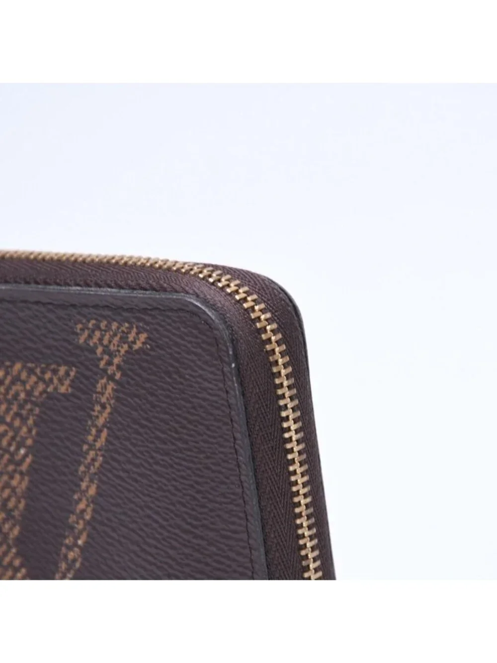 Louis Vuitton this authentic